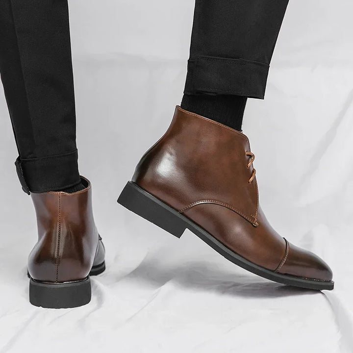 Thomas Hudson Leather Chukka Boots